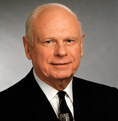 Paul Hellyer Canadian Minister of Defense in defense of Space Aliens